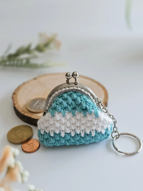 Porte-monnaie au crochet et pièce