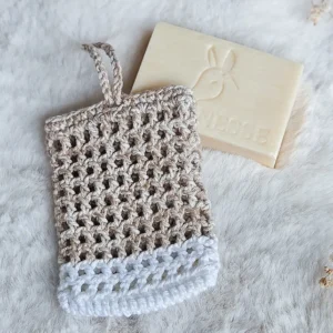 Pochette à savon au crochet Les Neptuneries et savon